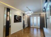 Продаётся 3-комн. вторичка 65 м², м. Ази Асланов, photo 2 from 8