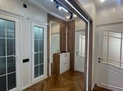 Продаётся 3-комн. вторичка 65 м², м. Ази Асланов, photo 6 from 8