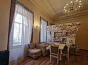 Продаётся 2-комн. вторичка 70 м², м. Низами, photo 4 from 8
