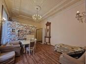 Продаётся 2-комн. вторичка 70 м², м. Низами, photo 3 from 8