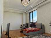Продается 3-комн. новостройка 100 м², м. Нефтчиляр, photo 2 from 8