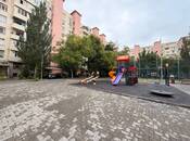 Satılır 2 otaqlı köhnə tikili 60 m², Həzi Aslanov m., photo 1 from 8