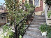 Satılır 7 otaqlı həyət evi/bağ evi 350 m², Qaraçuxur q., photo 3 from 8