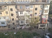 Satılır 2 otaqlı köhnə tikili 55 m², İnşaatçılar m., photo 2 from 6