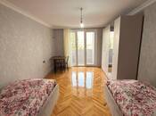 Satılır 3 otaqlı köhnə tikili 70 m², Elmlər Akademiyası m., photo 4 from 8