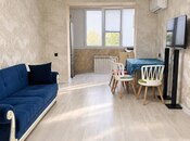 Сдаётся 3-комн. вторичка 60 м², м. Иншаатчылар, photo 1 from 8