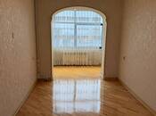 Satılır 2 otaqlı köhnə tikili 75 m², Gənclik m., photo 7 from 8
