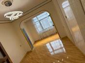 Satılır 2 otaqlı köhnə tikili 75 m², Gənclik m., photo 5 from 8