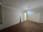 Satılır 2 otaqlı köhnə tikili 52 m², Qara Qarayev m., photo 3 from 8