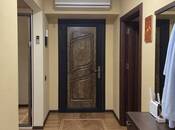 Продаётся 3-комн. вторичка 85 м², м. Элмляр Академиясы, photo 1 from 7