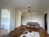 Продается 2-комн. вторичка 55 м², м. Элмляр Академиясы, photo 1 from 8