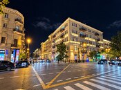Satılır 3 otaqlı köhnə tikili 80 m², Sahil m., photo 1 from 8