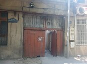 Продается 1-комн. вторичка 30.5 м², м. Низами, photo 1 from 6