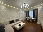 Satılır 2 otaqlı köhnə tikili 61 m², Əhmədli m., photo 1 from 8