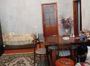 Продаётся 2-комн. вторичка 60 м², м. Кара Караев, photo 1 from 8