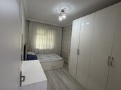 Сдаётся 3-комн. вторичка 75 м², м. Нефтчиляр, photo 1 from 8