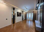 Продаётся 3-комн. вторичка 65 м², м. Ази Асланов, photo 1 from 8