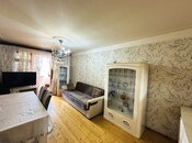Satılır 3 otaqlı köhnə tikili 75 m², Xalqlar Dostluğu m., photo 2 from 8