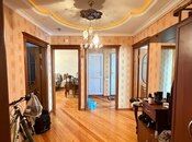 Продается 3-комн. вторичка 75 м², Хатаинский р., photo 1 from 8