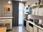 Сдаётся 3-комн. новостройка 130 м², м. Низами, photo 1 from 8