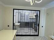 Продается 3-комн. вторичка 67 м², м. Гянджлик, photo 3 from 8