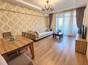 Satılır 3 otaqlı köhnə tikili 95 m², Qara Qarayev m., photo 1 from 8