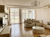 Сдаётся 4-комн. новостройка 180 м², м. Низами, photo 1 from 8