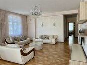 Сдаётся 4-комн. новостройка 180 м², м. Низами, photo 2 from 8