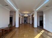 Satılır 6 otaqlı yeni tikili 220 m², İnşaatçılar m., photo 1 from 8