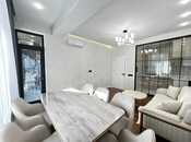 Продаётся 2-комн. новостройка 70 м², м. Кара Караев, photo 1 from 8