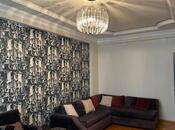 Продаётся 2-комн. вторичка 77 м², м. Иншаатчылар, photo 2 from 8