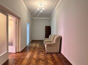 Сдается 3-комн. вторичка 95 м², м. Элмляр Академиясы, photo 3 from 8