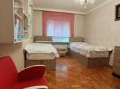 Satılır 4 otaqlı köhnə tikili 145 m², Elmlər Akademiyası m., photo 2 from 8