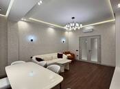 Продается 3-комн. новостройка 95 м², м. Элмляр Академиясы, photo 2 from 8