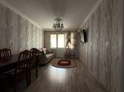 Продается 2-комн. вторичка 55 м², м. Нефтчиляр, photo 1 from 8