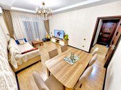 Продается 3-комн. вторичка 95 м², м. Кара Караев, photo 2 from 8