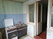 Сдаётся 3-комн. вторичка 70 м², м. Нефтчиляр, photo 4 from 7