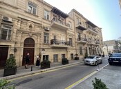 Satılır 5 otaqlı köhnə tikili 140 m², Nizami m., photo 1 from 8