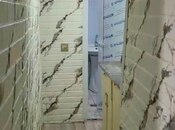Satılır 2 otaqlı köhnə tikili 35 m², Nizami m., photo 3 from 6