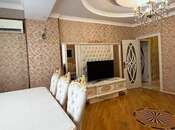 Продаётся 2-комн. новостройка 70 м², м. Кара Караев, photo 3 from 8