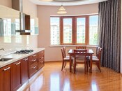 İcarəyə verilir 3 otaqlı yeni tikili 120 m², 28 May m., photo 2 from 8