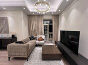 Сдаётся 3-комн. новостройка 110 м², Хатаинский р., photo 1 from 8
