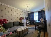 Satılır 2 otaqlı köhnə tikili 60 m², Xalqlar Dostluğu m., photo 2 from 8