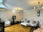 Продается 4-комн. вторичка 100 м², м. Иншаатчылар, photo 1 from 8