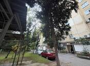 Satılır 3 otaqlı köhnə tikili 80 m², Həzi Aslanov m., photo 2 from 8