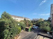 Продаётся 2-комн. вторичка 55 м², м. Элмляр Академиясы, photo 1 from 8