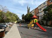 Satılır 3 otaqlı köhnə tikili 70 m², Qara Qarayev m., photo 2 from 8