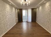Satılır 3 otaqlı köhnə tikili 70 m², Qara Qarayev m., photo 1 from 8