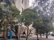 Satılır 2 otaqlı köhnə tikili 40 m², İnşaatçılar m., photo 1 from 6