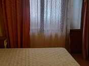 Продается 3-комн. вторичка 65 м², м. Нефтчиляр, photo 3 from 8